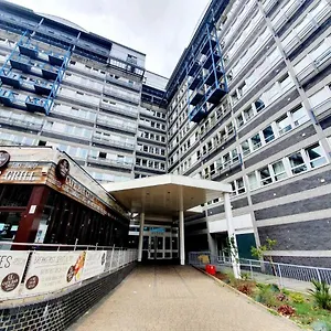 https://charming-1-bedroom-apartment-in-woolwich.cambridgehotelsuk.com